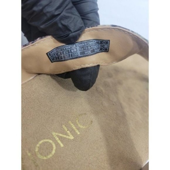 Vionic Women Size 6 Rest Eve II Thong Sandals Animal Print Jeweled Slip On Comfy - Picture 8 of 9